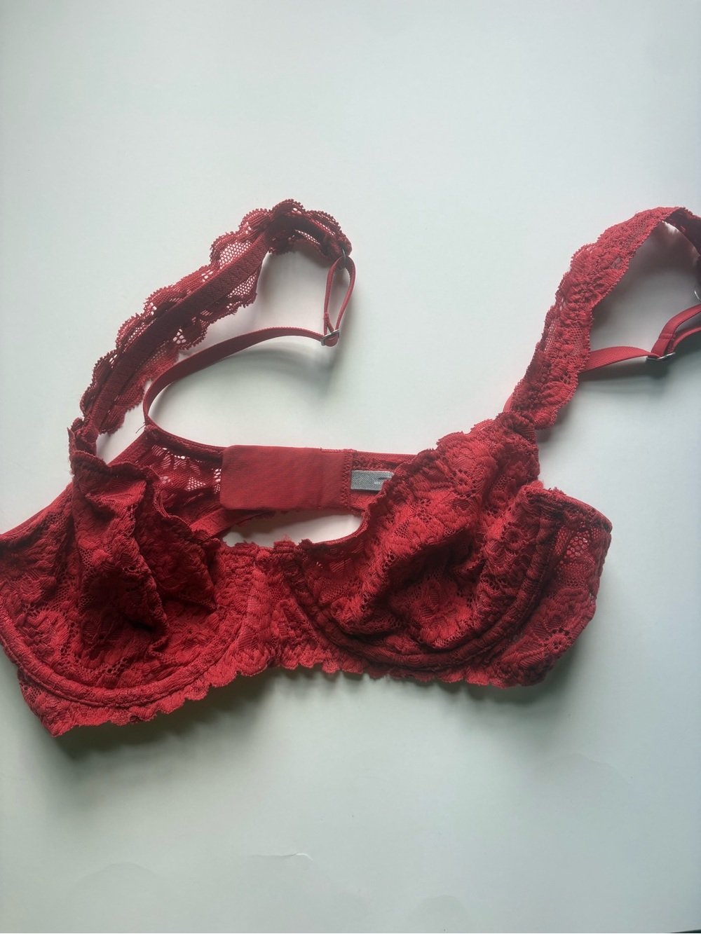 Lace Underwire Bra in Deep Red